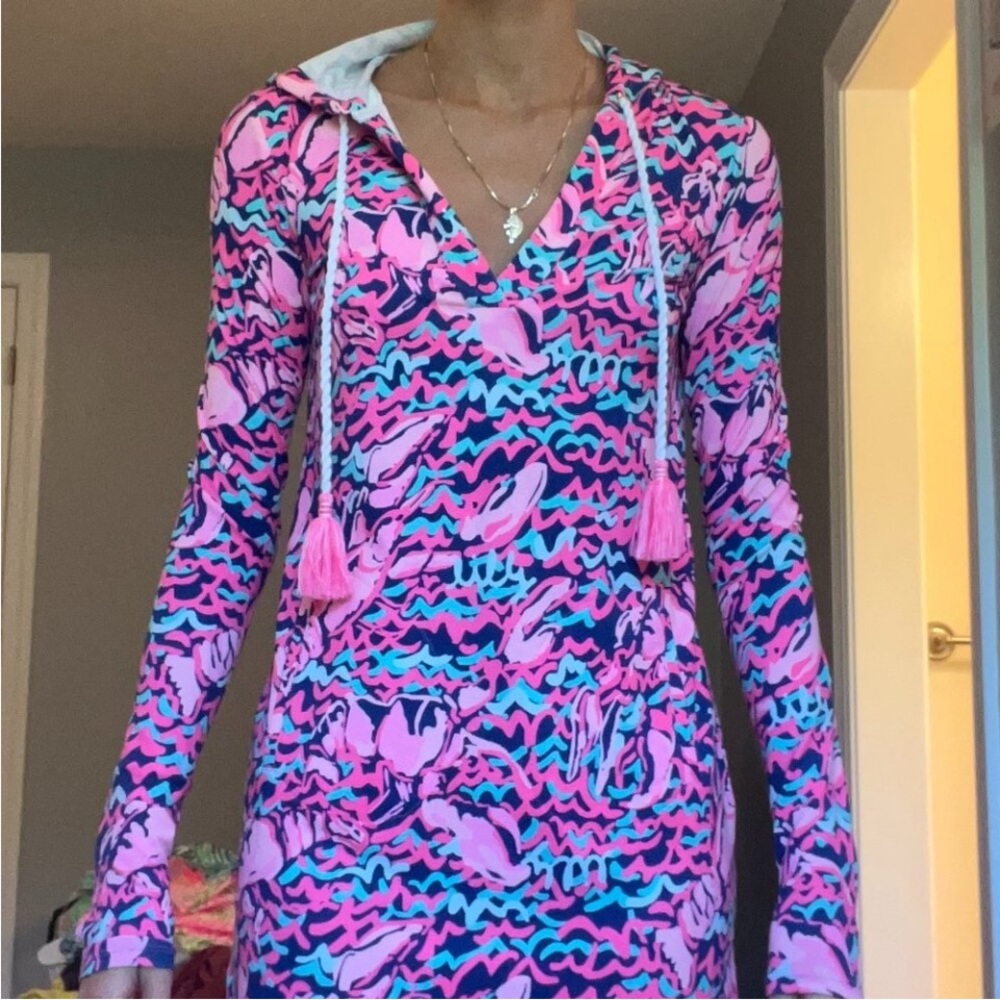 Lilly Pulitzer beach cover up, Rock Lobster print , size Large